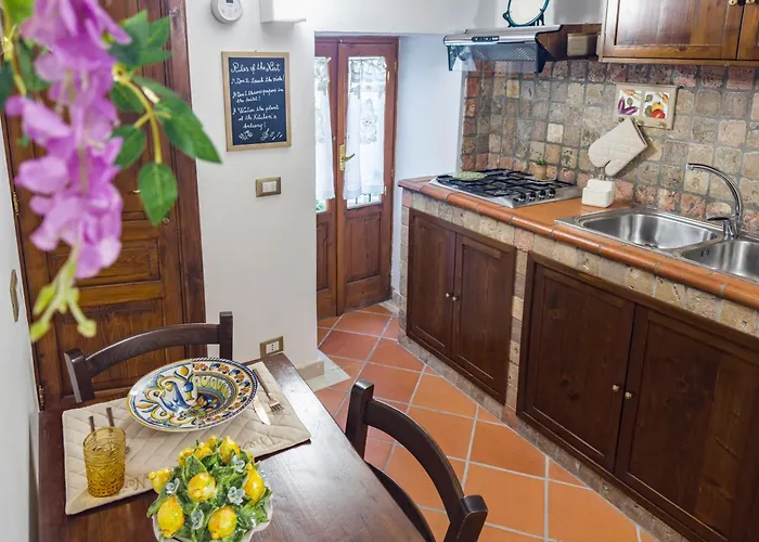 Apartment The Viola's Nest Ortigia 200m Cathedral *
